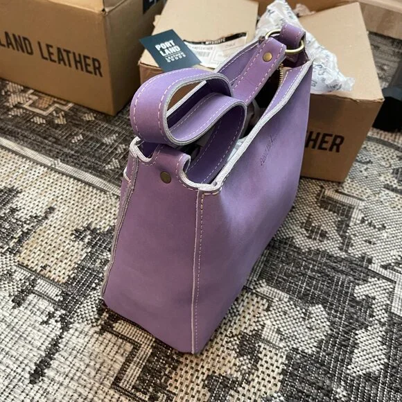 Portland Leather UNICORN Triangle Bag CHALK Lavender Purple White Brand New RARE - Picture 4 of 9